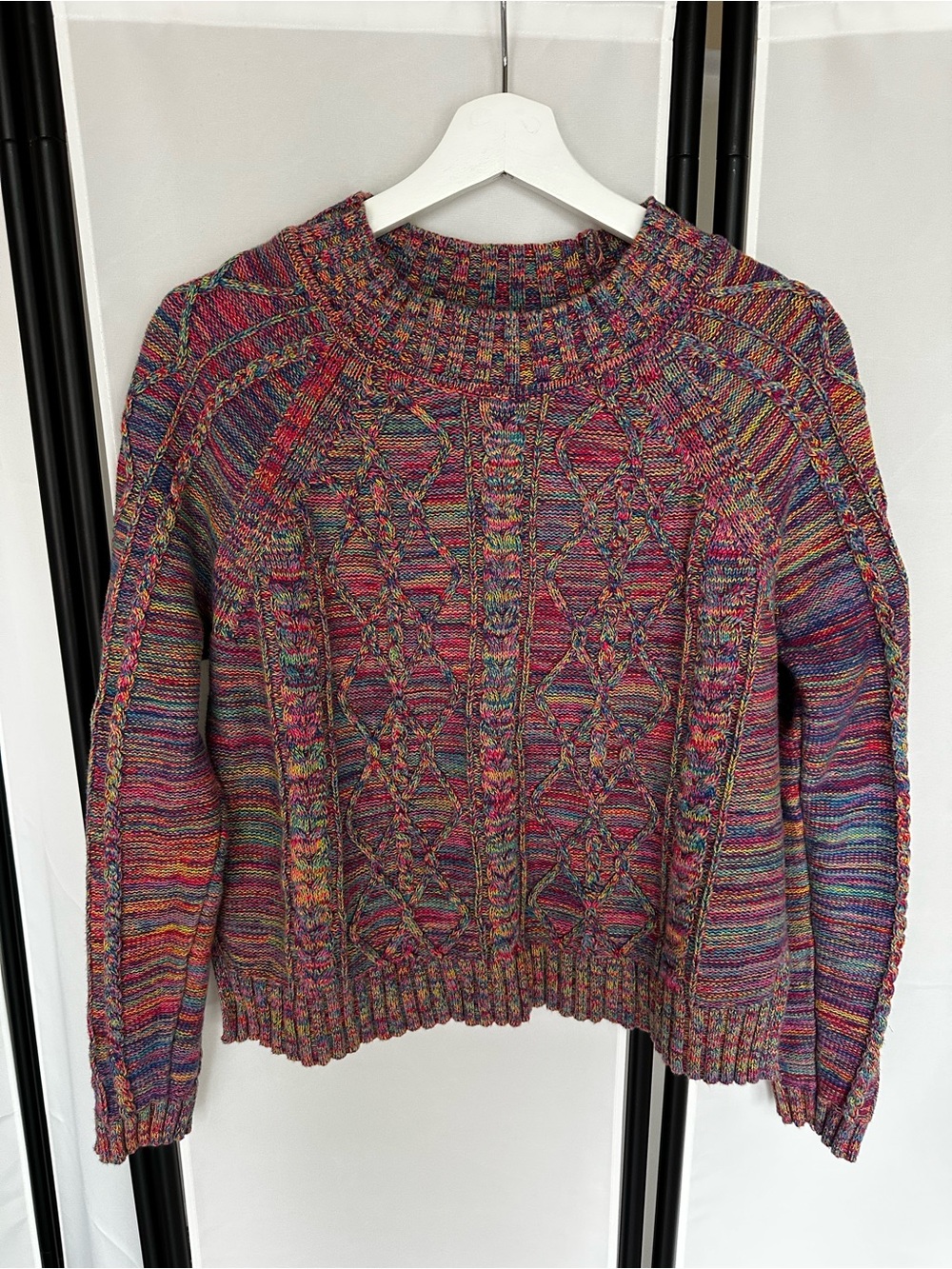 Gap 100% cotton multicolor cable knit sweater size M